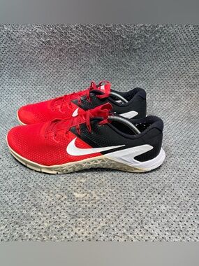 Nike Metcon 4 Training Shoes No Insoles Size 11.5 Mens